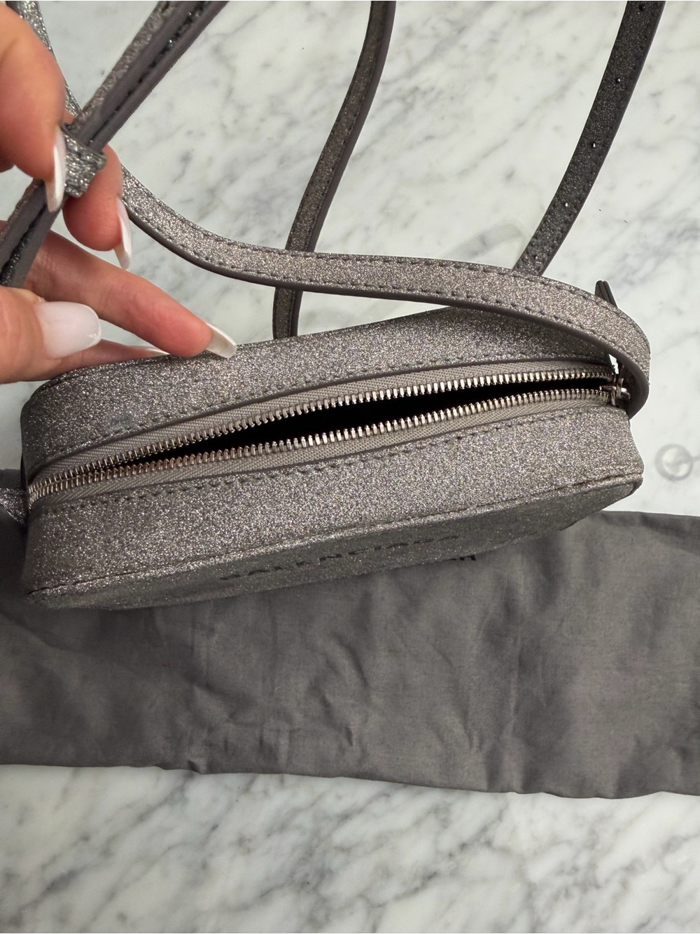 Famous Balenciaga Everyday camera bag glitter defects - Picture 8 of 8